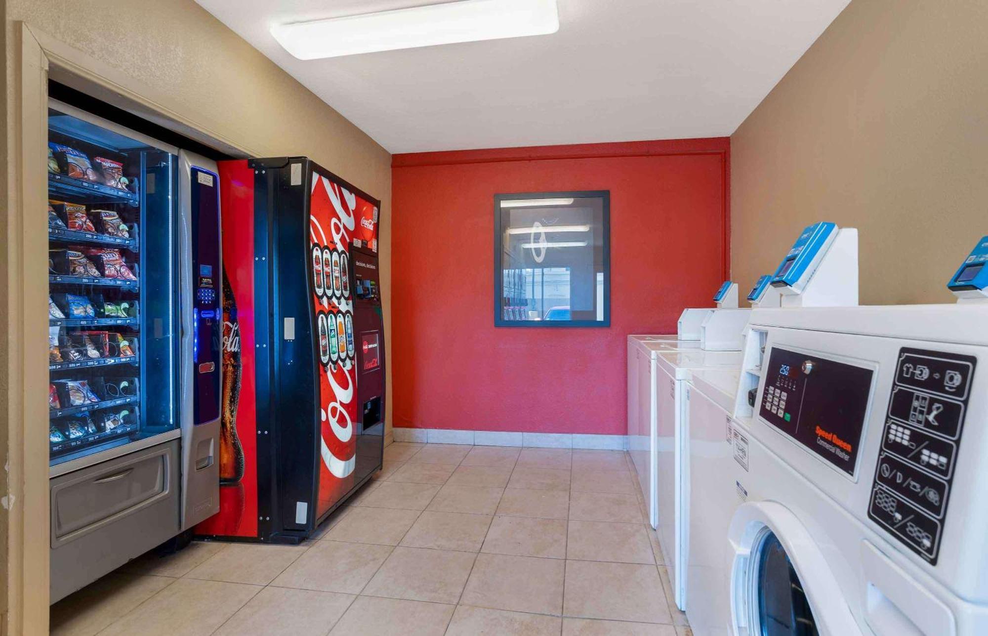 Extended Stay America Suites - Houston - The Woodlands Bagian luar foto