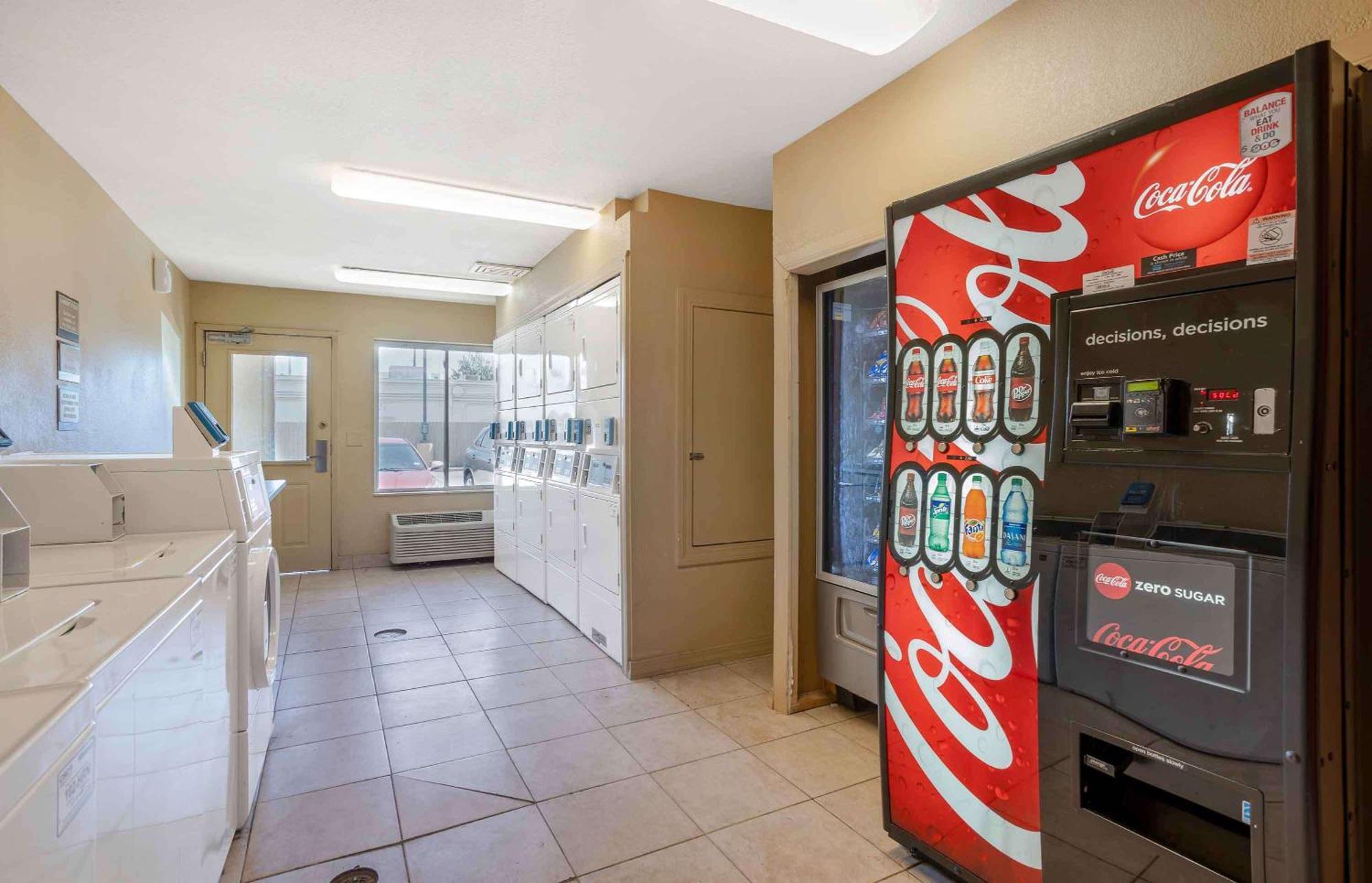 Extended Stay America Suites - Houston - The Woodlands Bagian luar foto